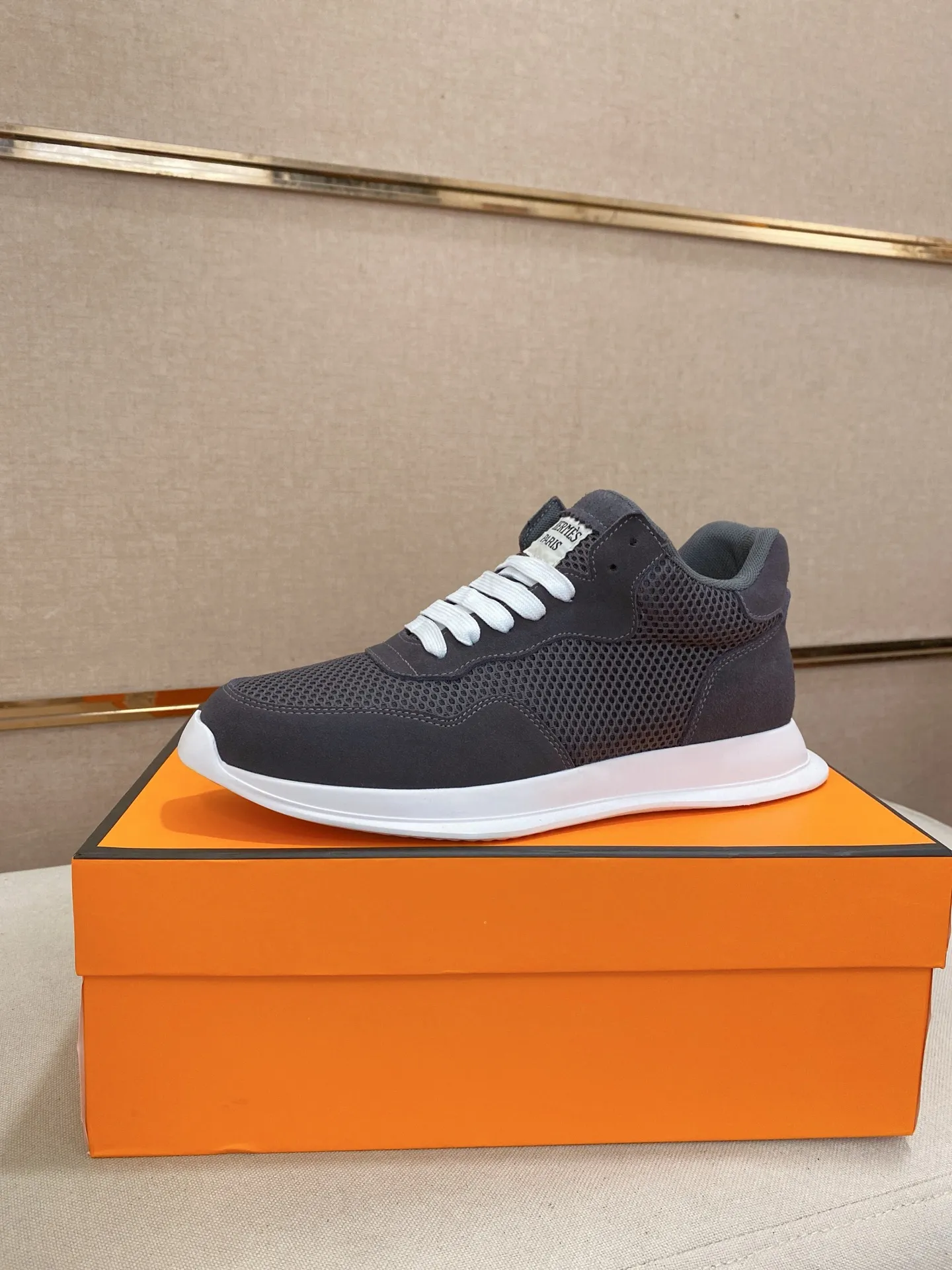 Men's clothing and shoes💰: 420💰《HERMES》【Classic Original Version】Hermès; Top 🔝 Purchasing Agency 🔍🔍Latest 🇺🇸Sold simultaneously at counters, original imported from Italy ▲▲ suede cowhide Equipped with breathable mesh ▲▲Exquisite workmanship (breathable mesh imported from Italy) sole: original sole provided by the original factory, ⚠️exclusive double-layer activity·TPR·rubber·combined molded outsole; Code number: 38-44